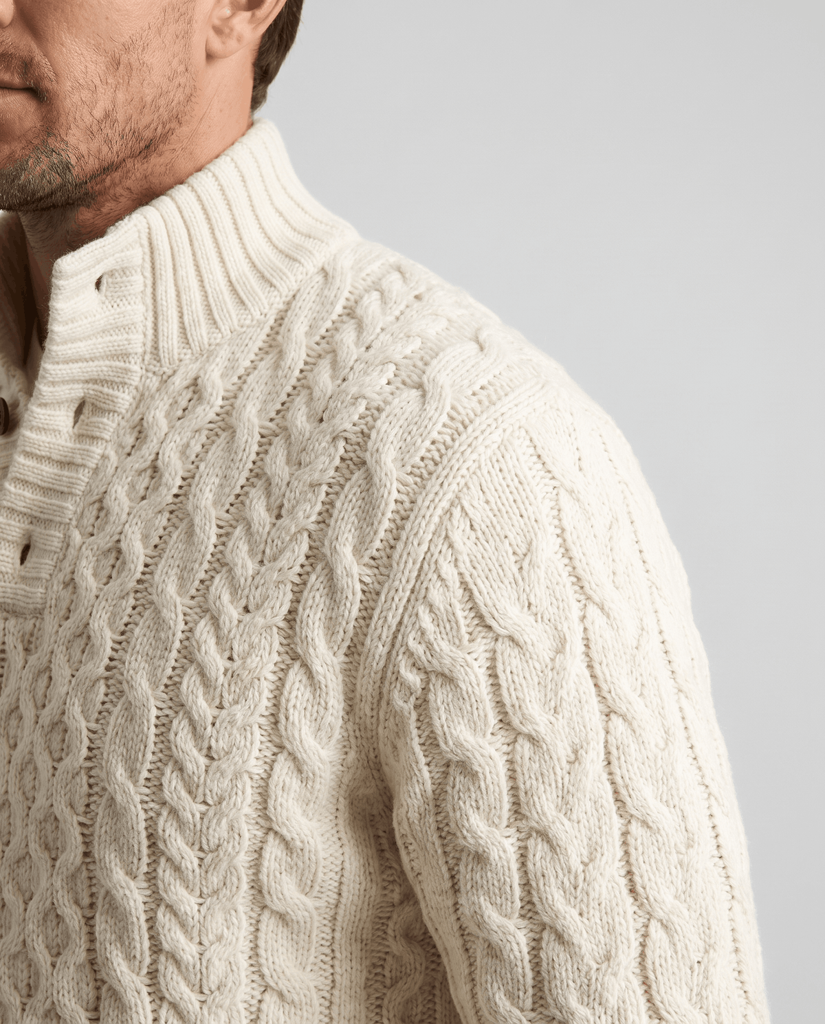 Button Mock Neck Cable-Knit Sweater – Chunky Diamond Pattern, Relaxed Fit & Ribbed Cuffs | Magnus