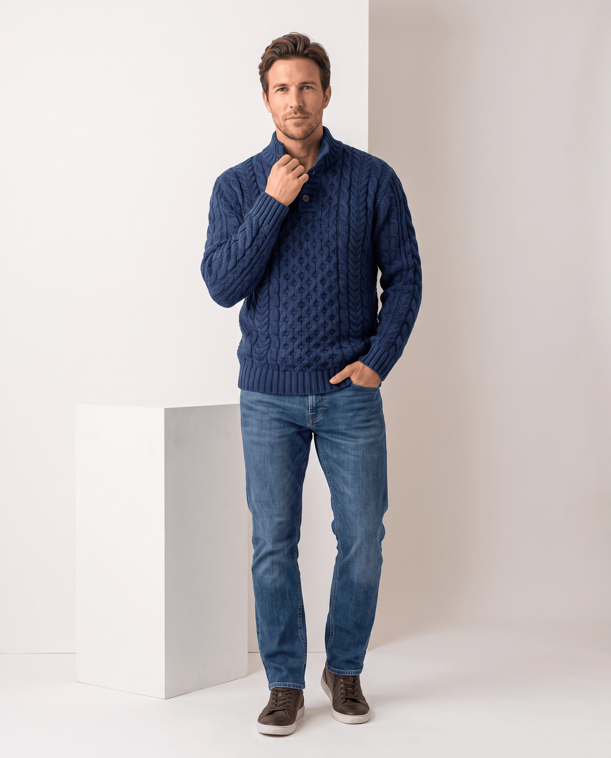 Button Mock Neck Cable-Knit Sweater – Chunky Diamond Pattern, Relaxed Fit & Ribbed Cuffs | Magnus