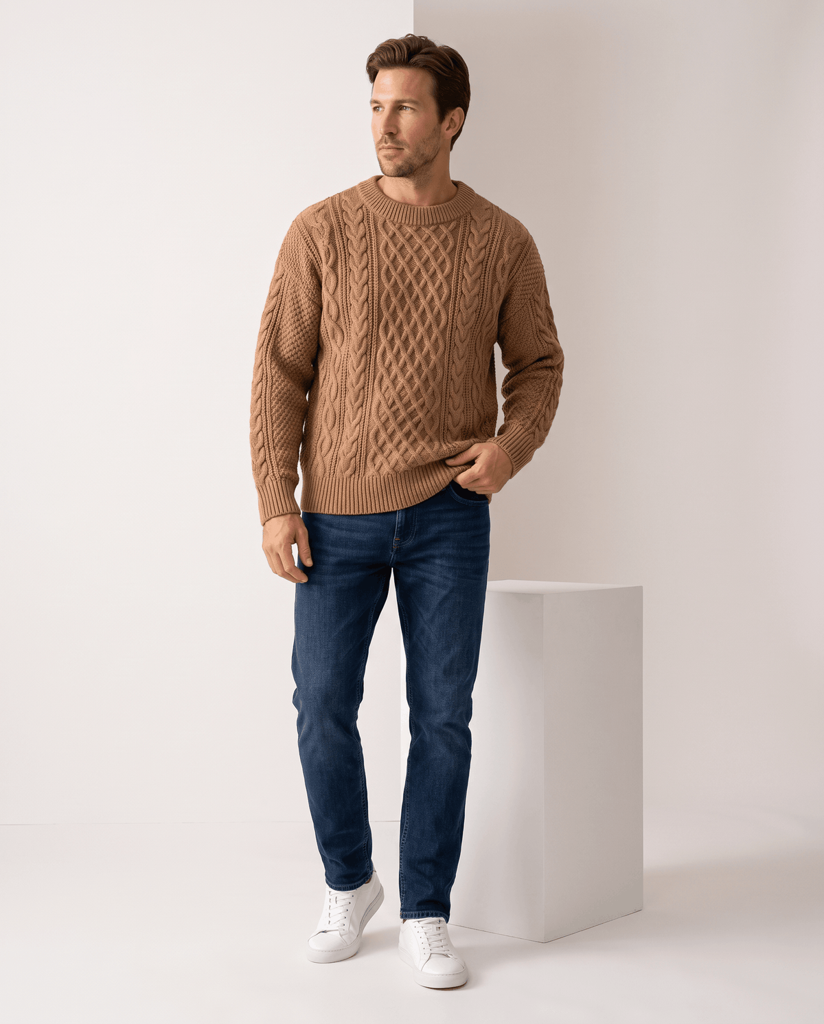 Chunky Cable-Knit Crew Neck Sweater – Fisherman Diamond Pattern, Ribbed Trim & Regular Fit | Anton