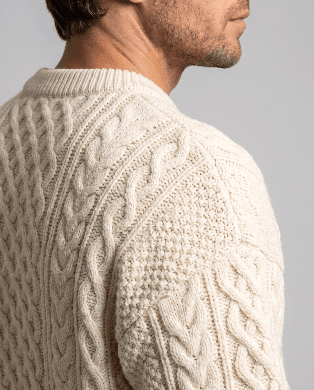 Chunky Cable-Knit Crew Neck Sweater – Fisherman Diamond Pattern, Ribbed Trim & Regular Fit | Anton