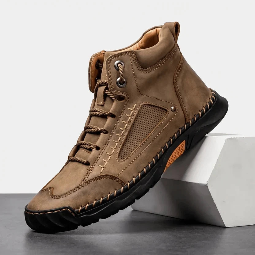 Wide Toe Box Hiking Boots – Vegan Leather, Lug Sole & Lace-Up | Tobias