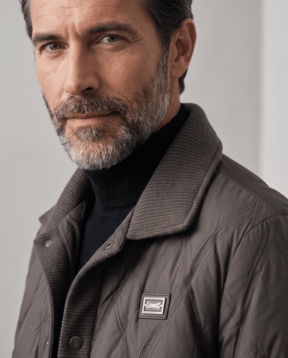 Duck Down Puffer Jacket – Diamond Quilted, Ribbed Collar & Snap Front | Warren