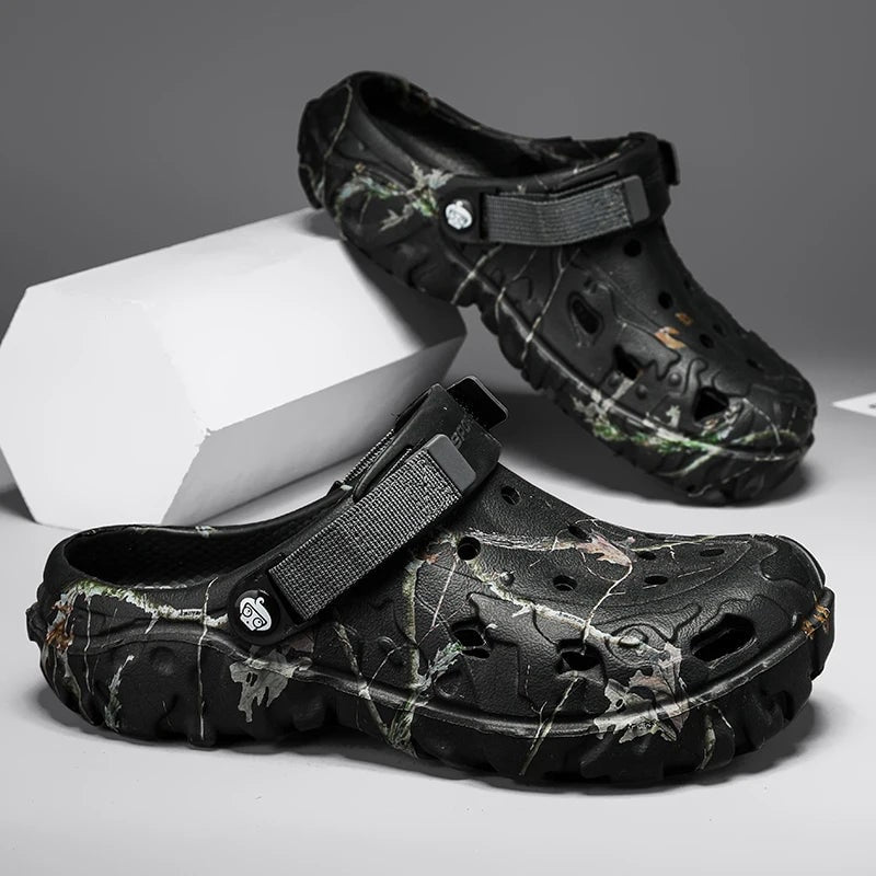 Men's Foam Clogs with Adjustable Heel Strap and Ventilation Holes