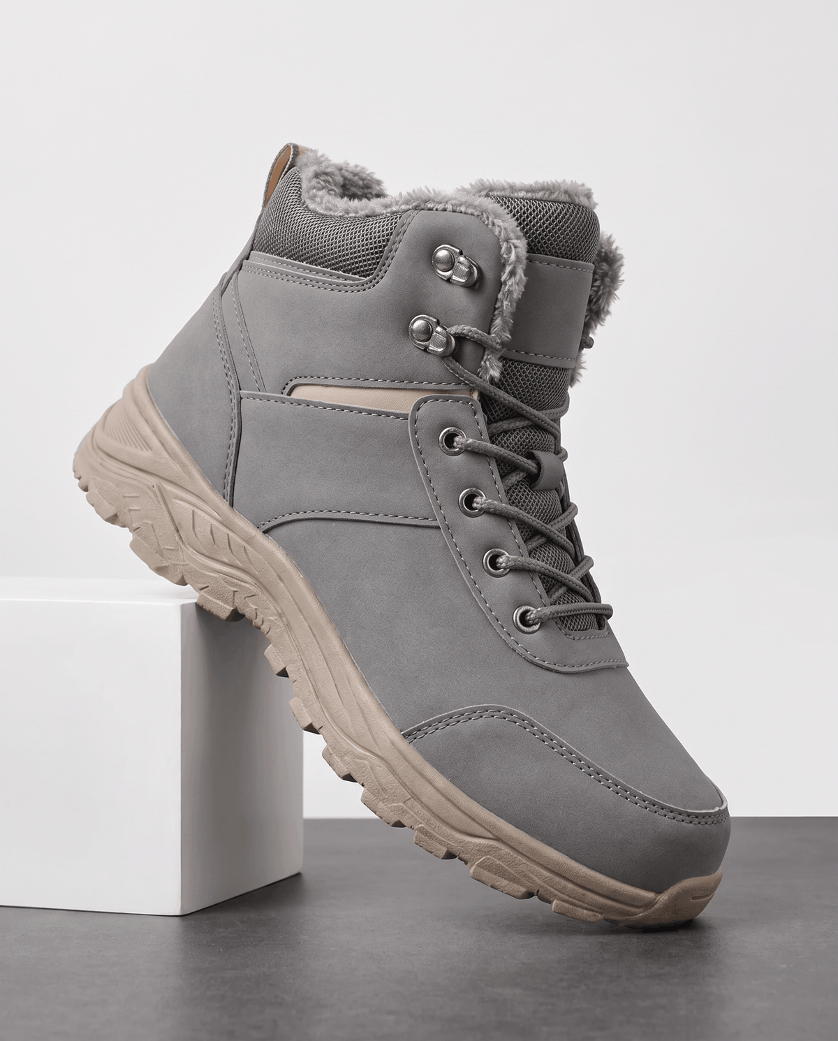 Plush-Lined Winter Hiking Boots for Men – Mesh Panels & Lug Sole | Renzo