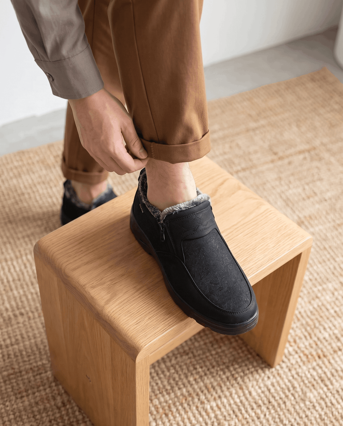 Slip-On Winter Ankle Boots for Men – Side Zip, Plush Collar & Platform Sole | Pablo