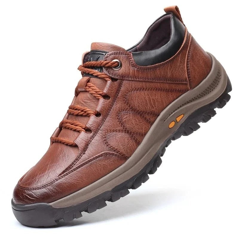 Men's Walking Shoes Comfortable Low Top Leather with Lugged Sole