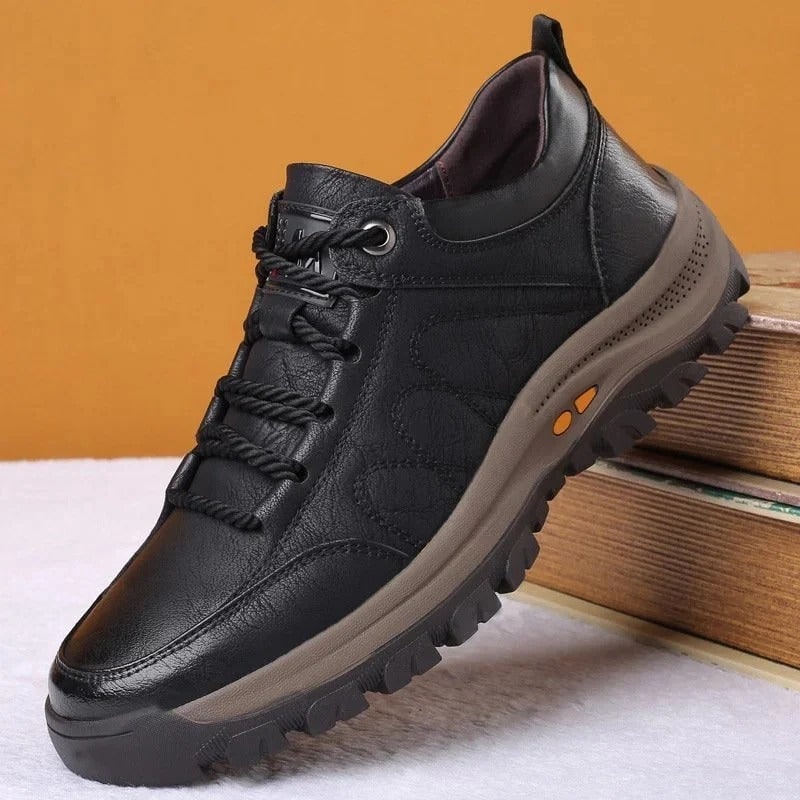 Men's Walking Shoes Comfortable Low Top Leather with Lugged Sole