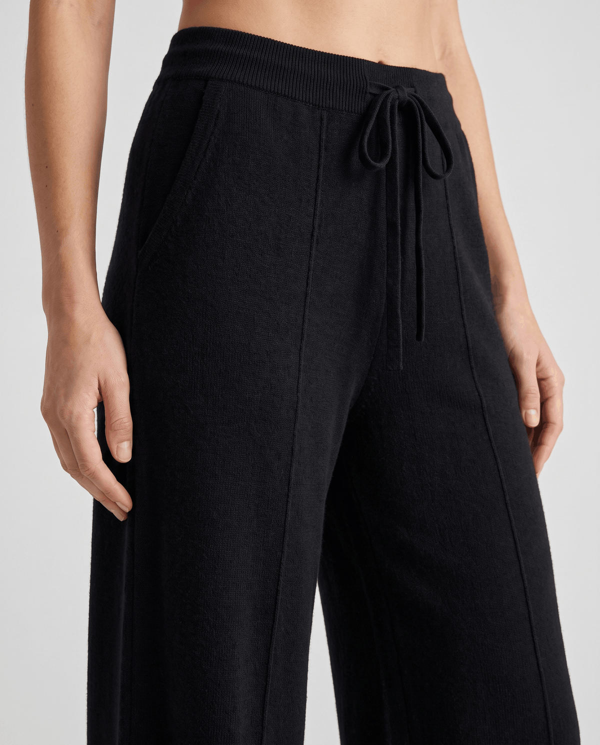 Merino Wool Wide-Leg Pants – High-Waisted, Drawstring Tie & Pintuck Seams | Ottilie