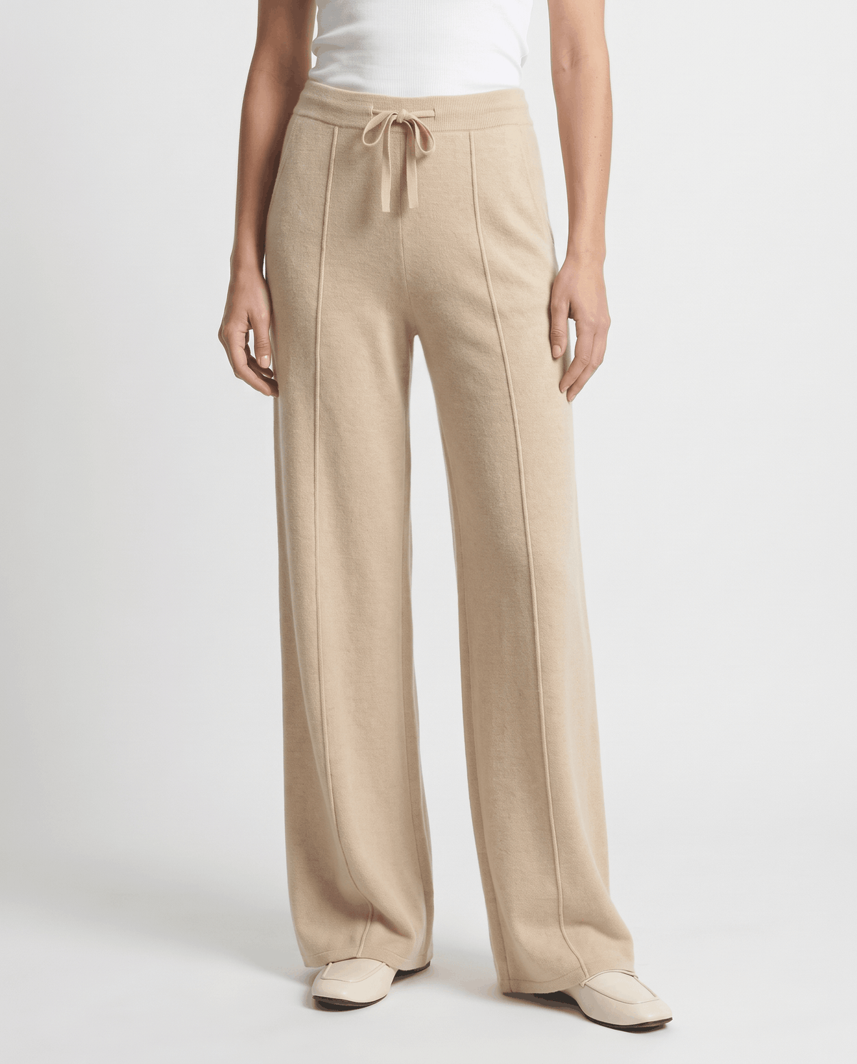 Merino Wool Wide-Leg Pants – High-Waisted, Drawstring Tie & Pintuck Seams | Ottilie