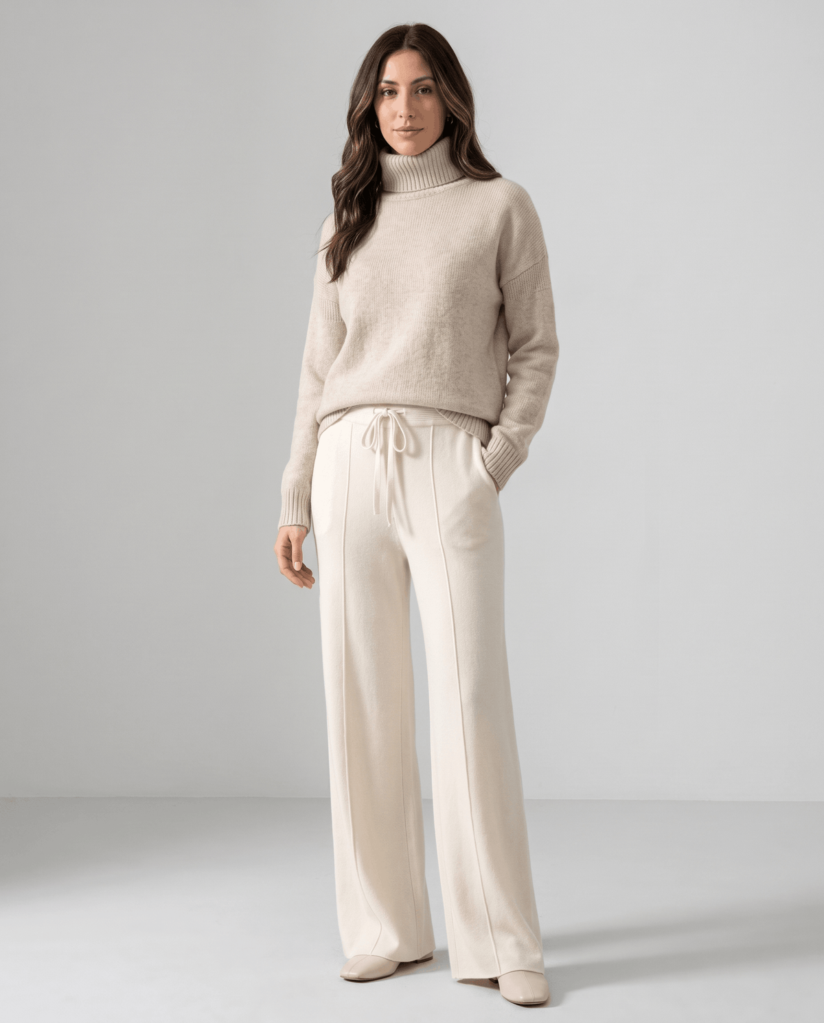 Merino Wool Wide-Leg Pants – High-Waisted, Drawstring Tie & Pintuck Seams | Ottilie
