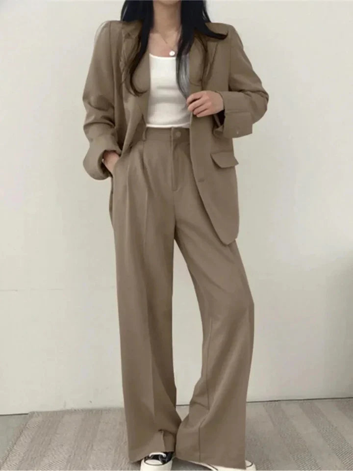 Modern Women's Suit Set