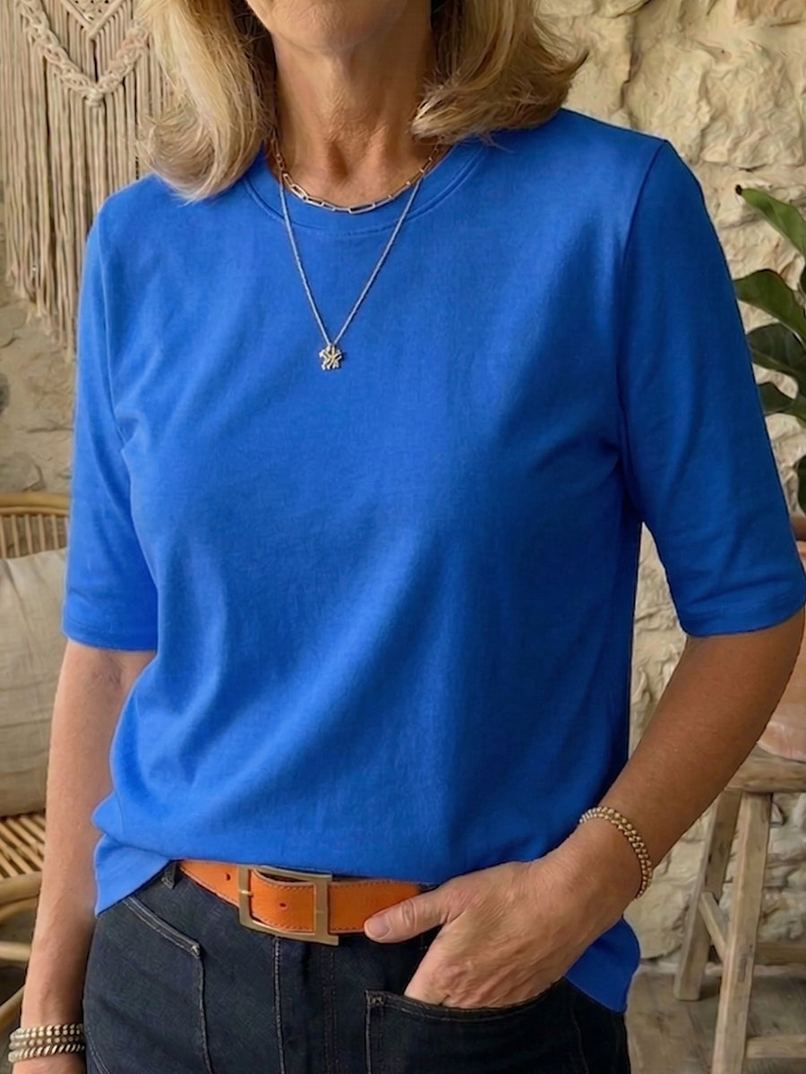 Zia - Cozy Minimalist Half-sleeve 100% Cotton T-shirt