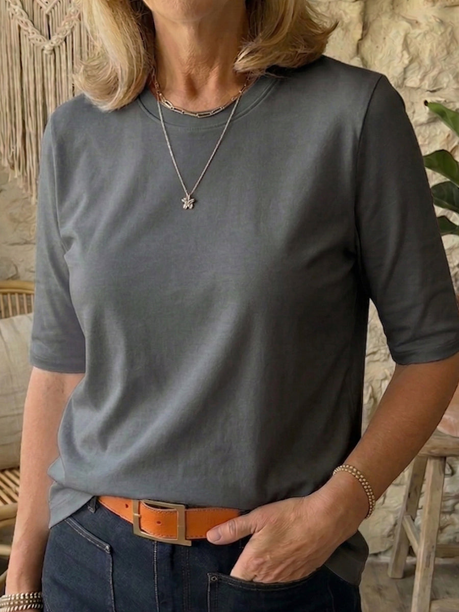 Olivia - Cozy Minimalist Half-sleeve 100% Cotton T-shirt