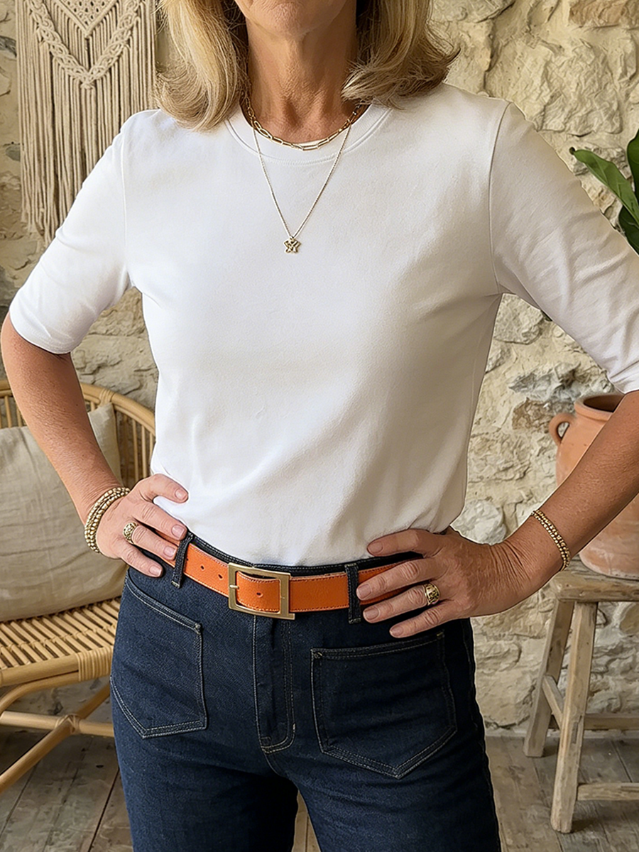 Amelia - Cozy Minimalist Half-sleeve 100% Cotton T-shirt