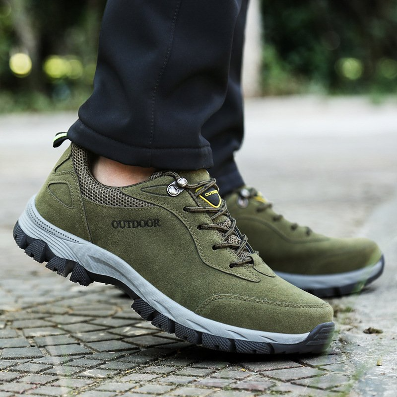 Men’s Low-Top Walking & Hiking Shoes