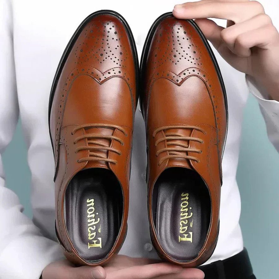 Perforated Wingtip Lace-Up Oxford Shoes for Men