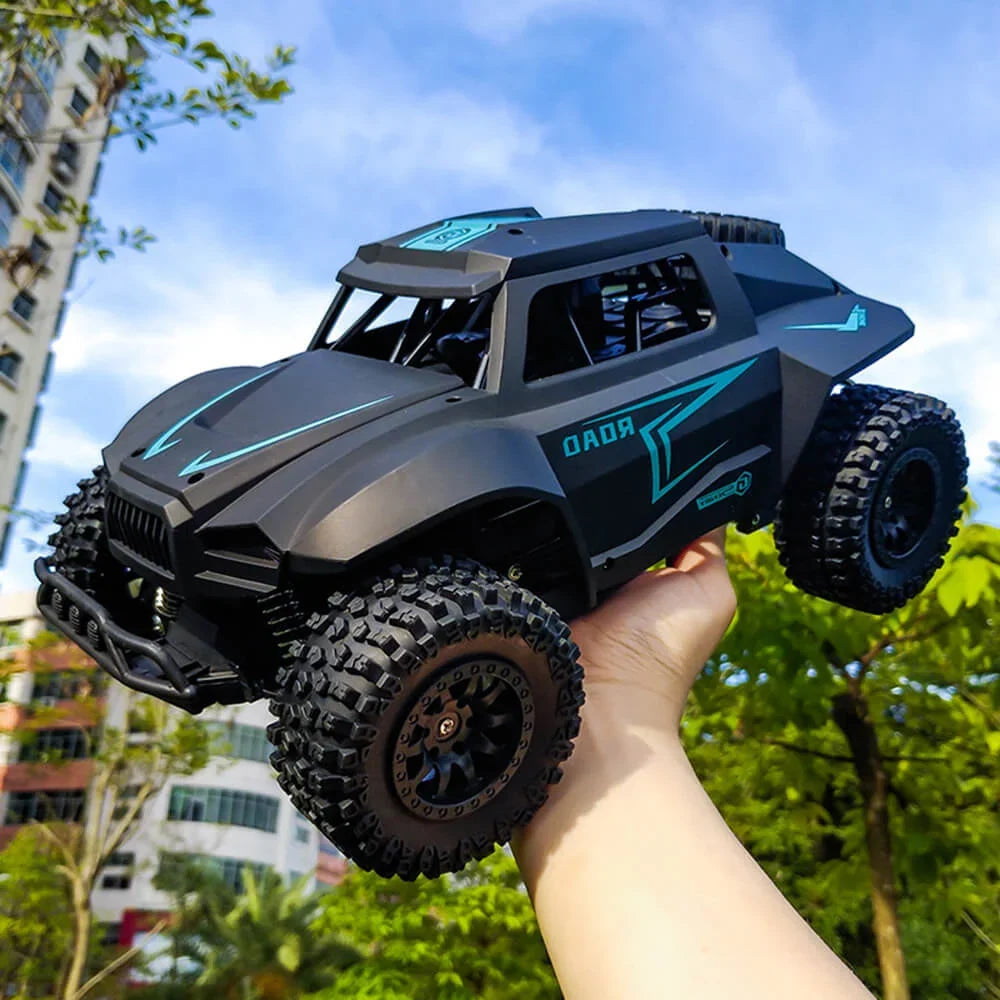 RC Monster Truck | 2.4 GHz Control & Shock-Resistant Suspension | 50 m Range