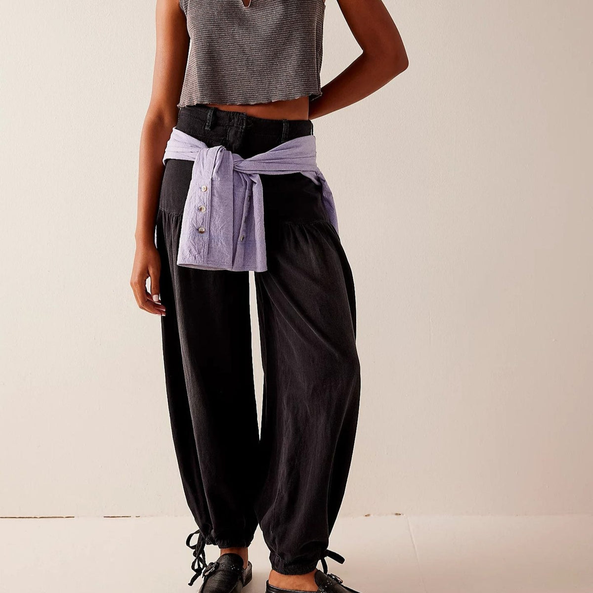 Reinhold | Women's Wide Leg Jeans with Cropped Ankle