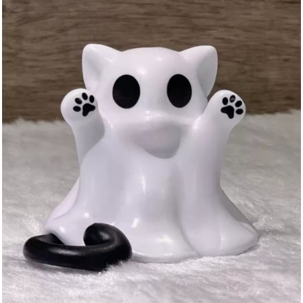 Resin Ghost Figurine Decor with Standing Base for Halloween Home Shelf Decorations Statue