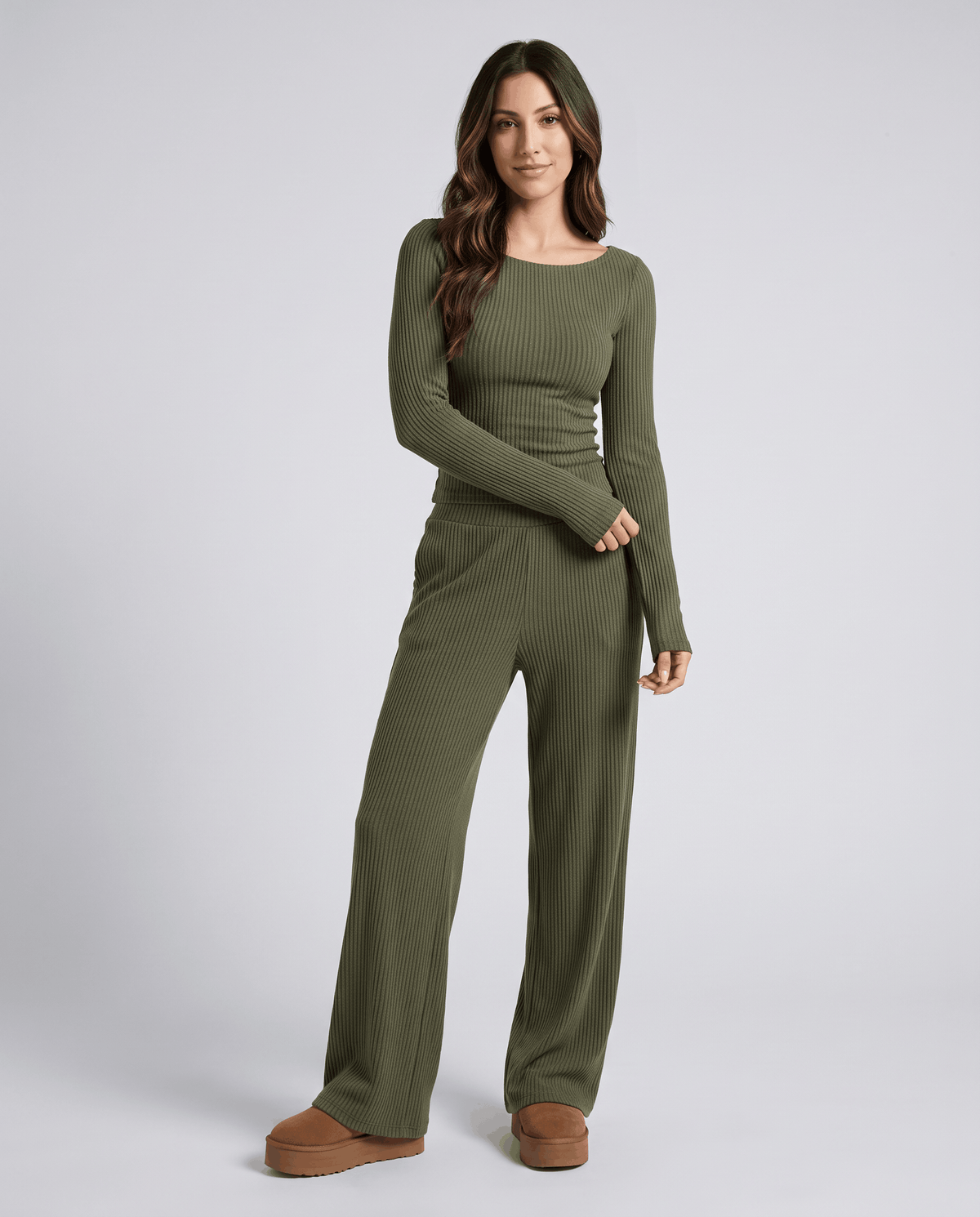 Ribbed Knit Two-Piece Lounge Set – Long-Sleeve Crew-Neck Top, Wide-Leg Pants & Pockets | Lotte