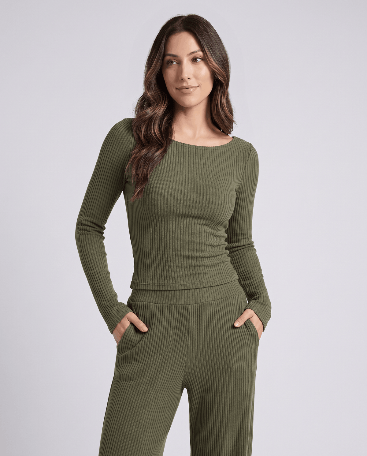 Ribbed Knit Two-Piece Lounge Set – Long-Sleeve Crew-Neck Top, Wide-Leg Pants & Pockets | Lotte