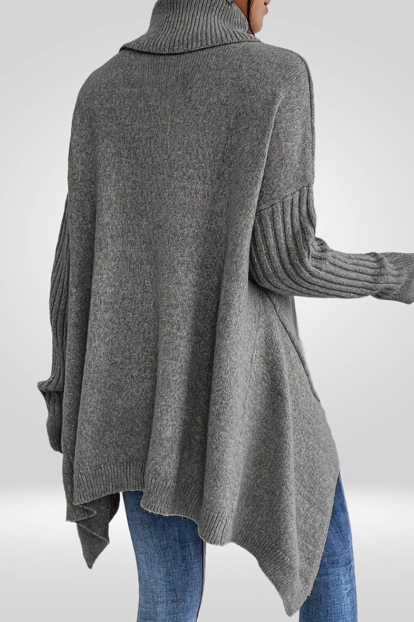 Laurel | Oversized Beige Turtleneck Sweater