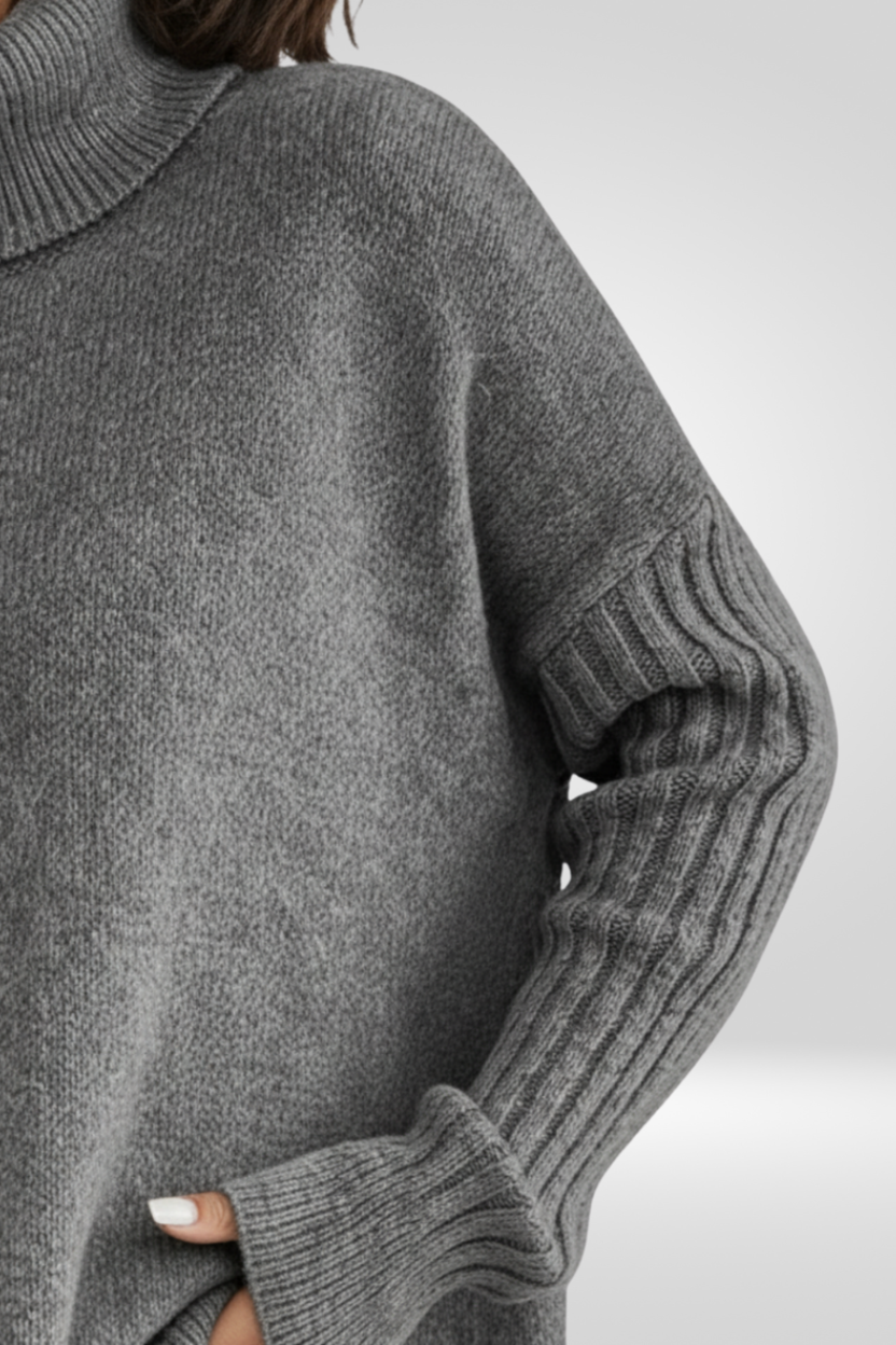 Laurel | Oversized Beige Turtleneck Sweater