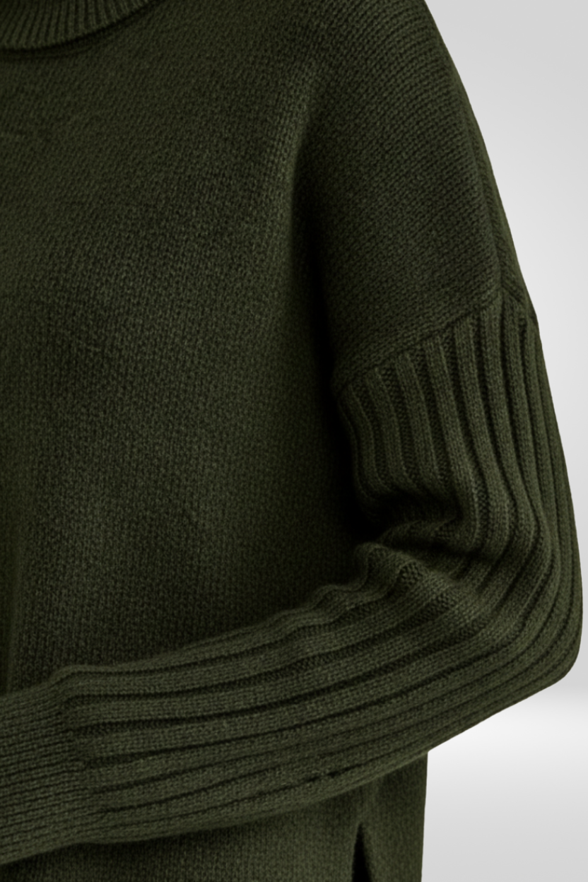 Laurel | Oversized Beige Turtleneck Sweater