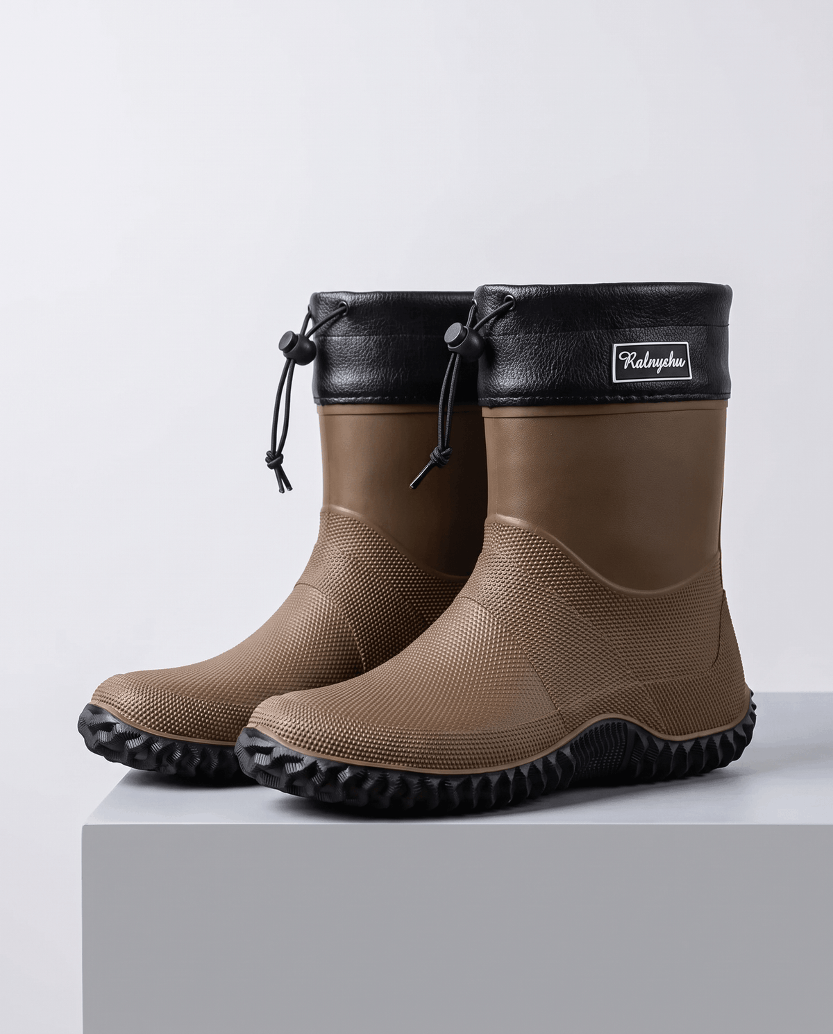 Rubber Work Boots – Drawstring Collar, Deep Lug Sole & Short Shaft | Desmond