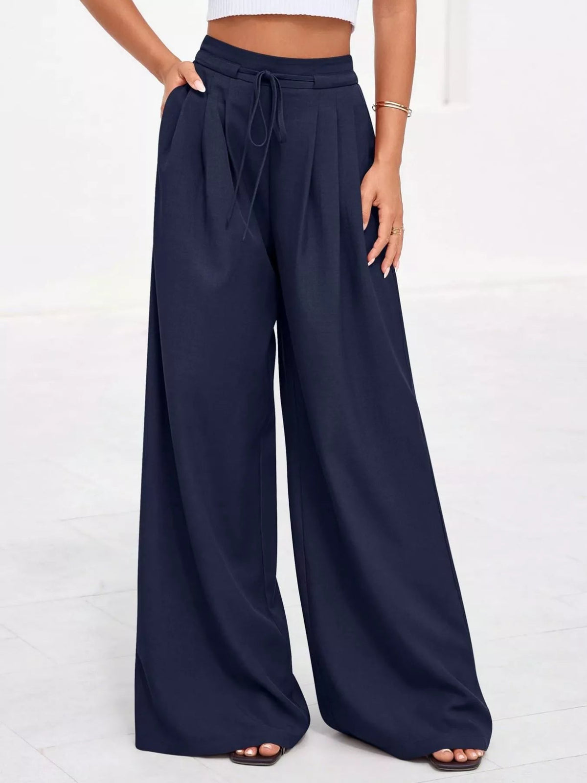 Women’s High-Waisted Pleated Wide-Leg Trousers – Drawstring Full-Length Tailored Pants for Office Travel Weekend Dining and Smart Casual Everyday Styling