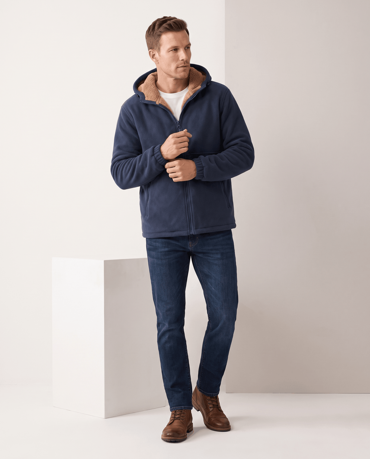 Sherpa-Lined Fleece Zip-Up Hoodie – Slash Pockets, Ribbed Cuffs & Relaxed Fit | Woodland