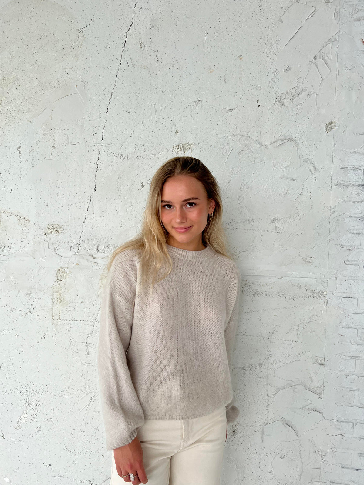 Women's Loose Fit Round Neck Jumper Long Sleeve