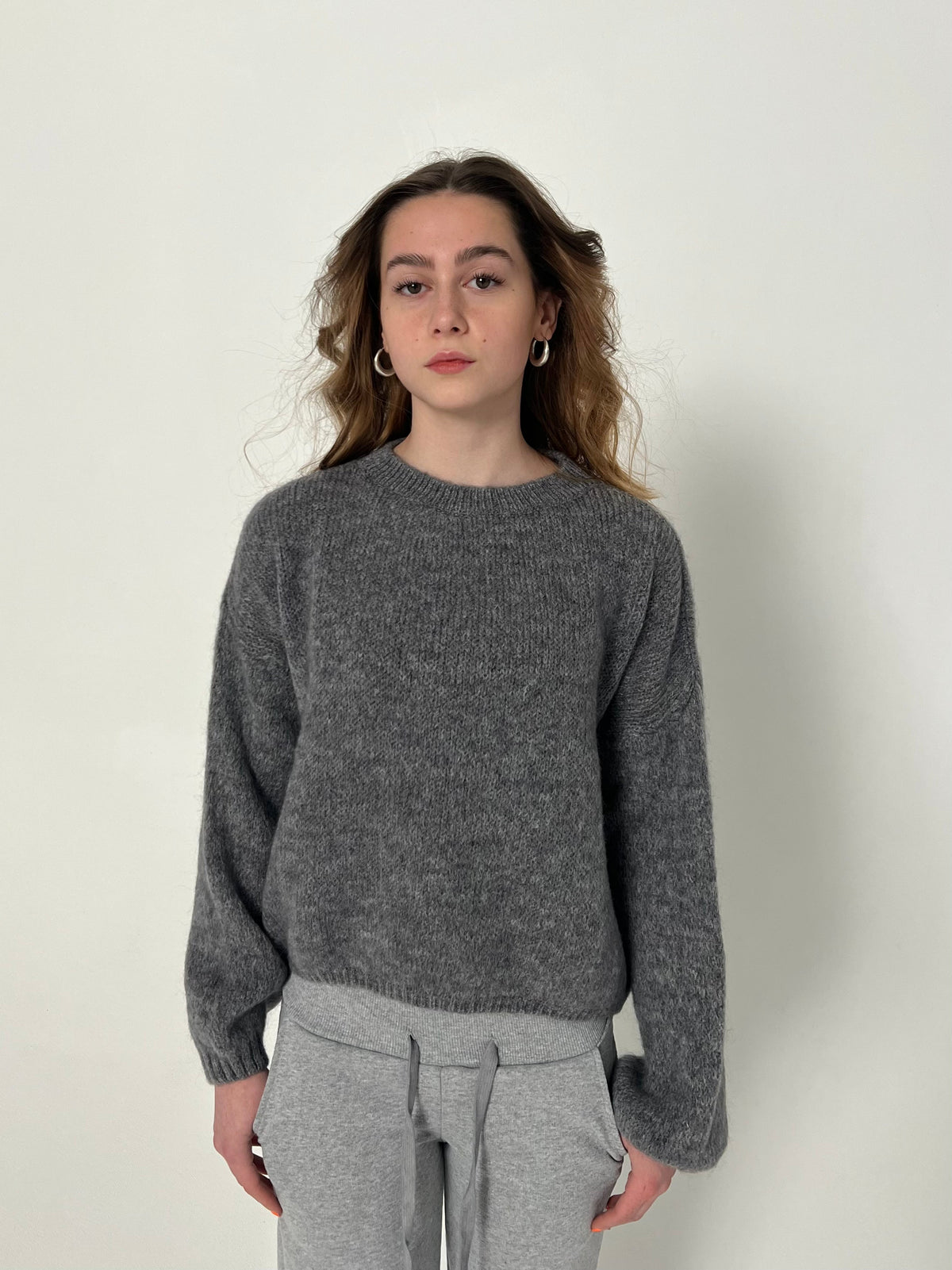 Women's Loose Fit Round Neck Jumper Long Sleeve