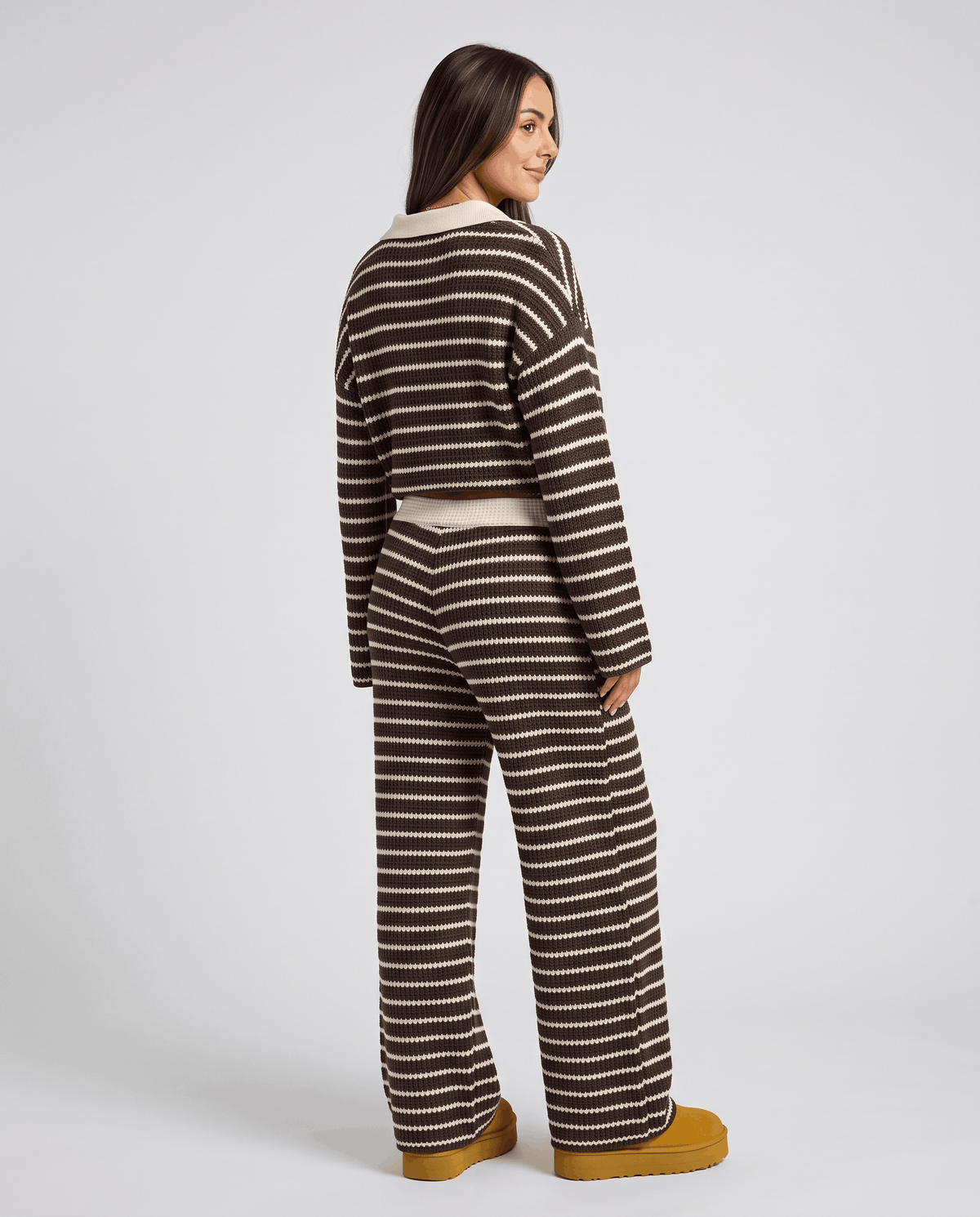 Striped Loungewear Set – Collared V-Neck Knit Top, Wide-Leg Pants & Relaxed Fit | Tessa