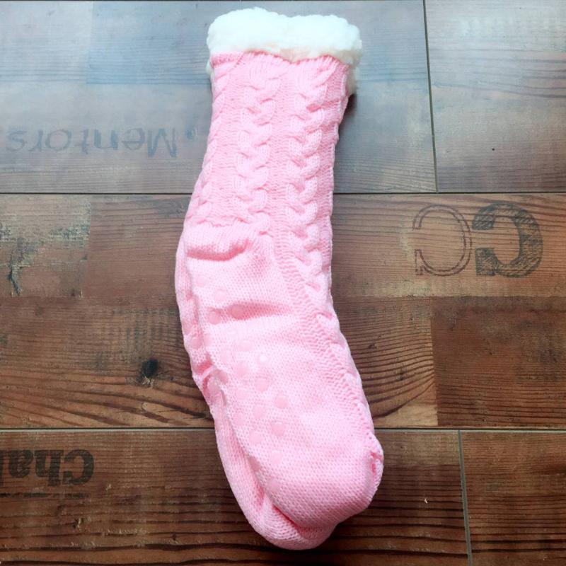 Unisex Slipper Socks with Non-Slip Soles – Warm and Cosy