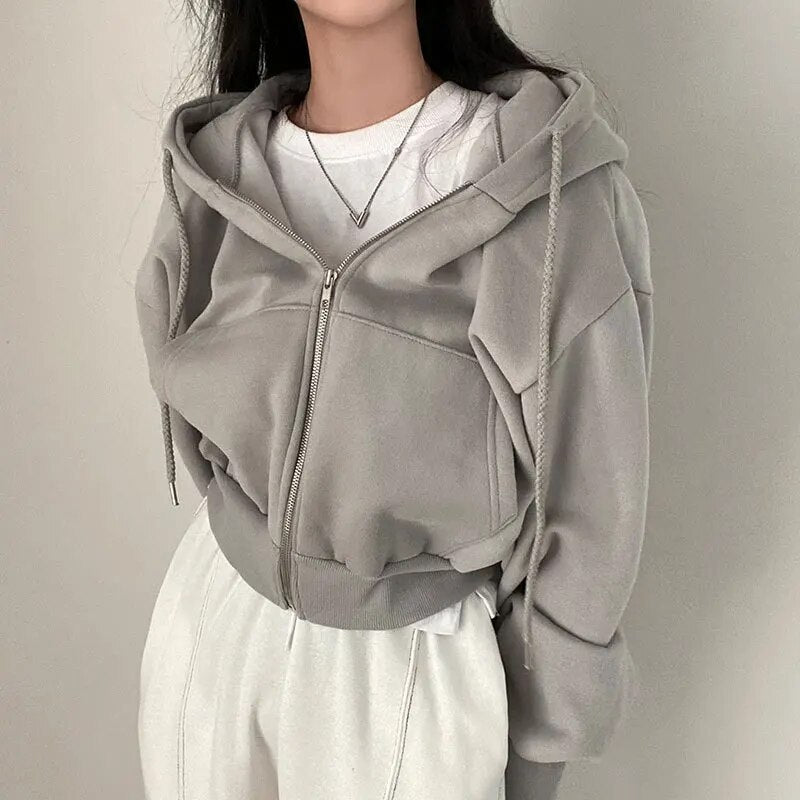 Women's Oversized Cropped Zip-Up Hoodie with Adjustable Drawstring Hood and Dropped Shoulders – Soft Cotton Blend Long Sleeve Sweatshirt with Ribbed Hem and Relaxed Boxy Fit for Casual Streetwear and Everyday Layering