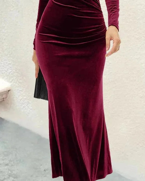 Velvet Dress – Red V-Neck Ruched Midi