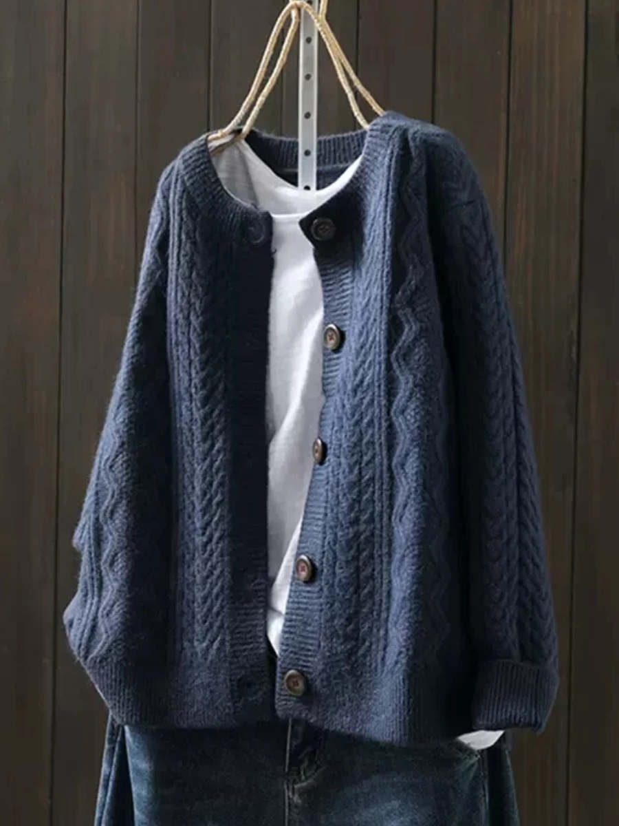 Petra | Oversized Cable Knit Cardigan