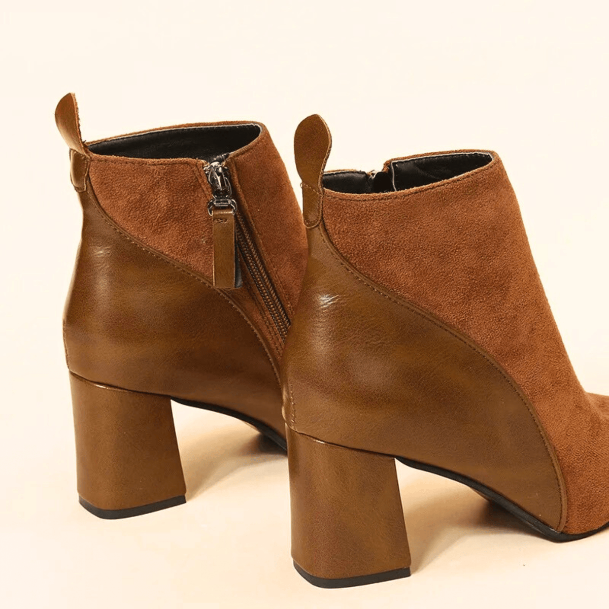 Theoline | Shaft Pointed Toe Ankle Boots