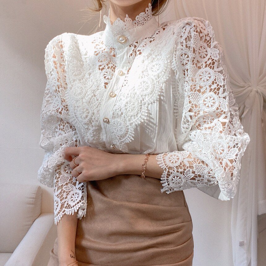 Women’s High-Neck Lace Blouse with Decorative Buttons and Scalloped Cuffs – Romantic Long-Sleeve Design for Elegant Everyday and Evening Styling