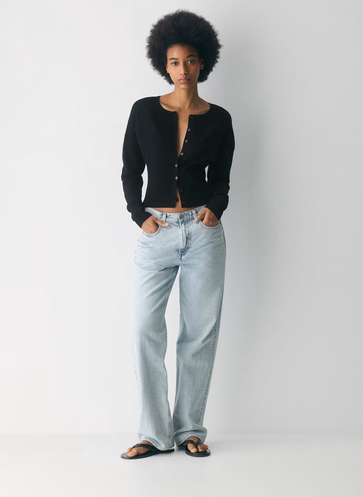Women's Cropped Ribbed Knit Cardigan with Button Placket