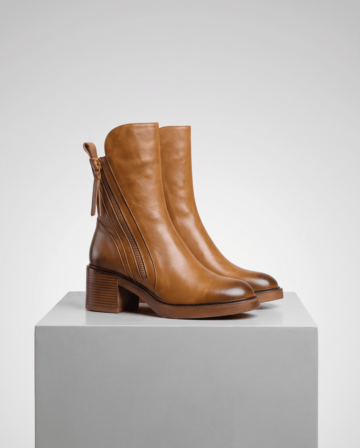 Block Heel Leather Ankle Boots – Side Zip & Cushioned Interior | Odette