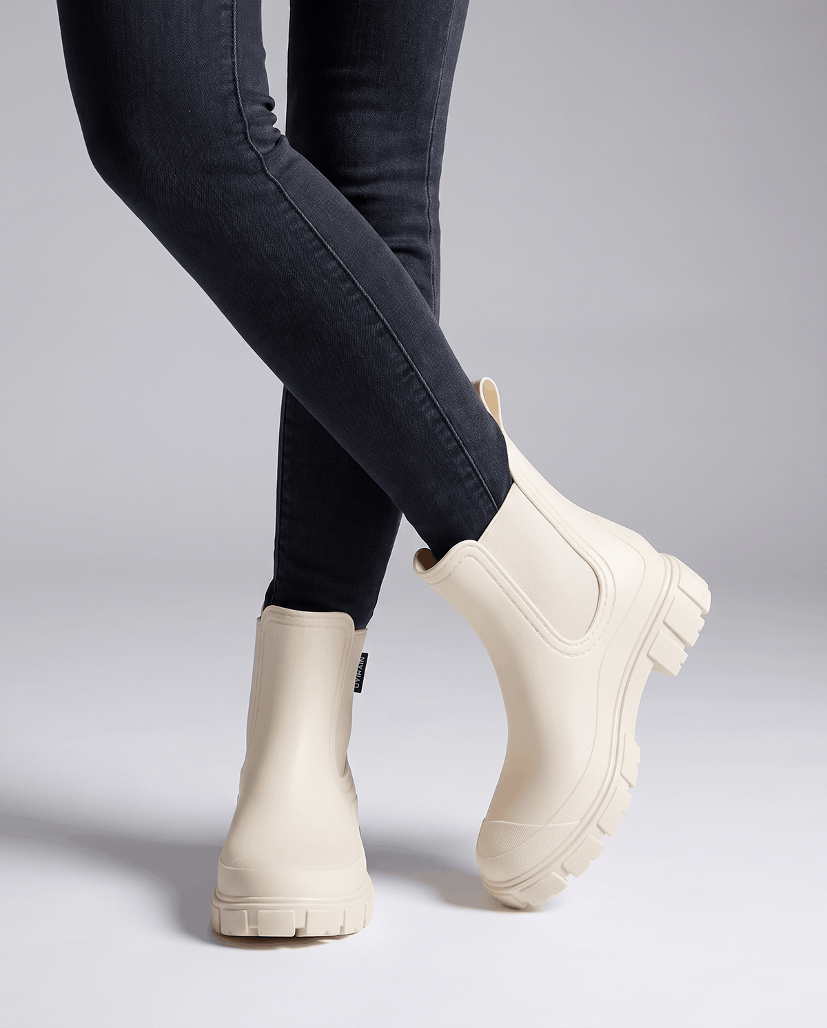 Chelsea Rain Boots for Women – Water-Repellent Shell & Lug Sole | Elodie
