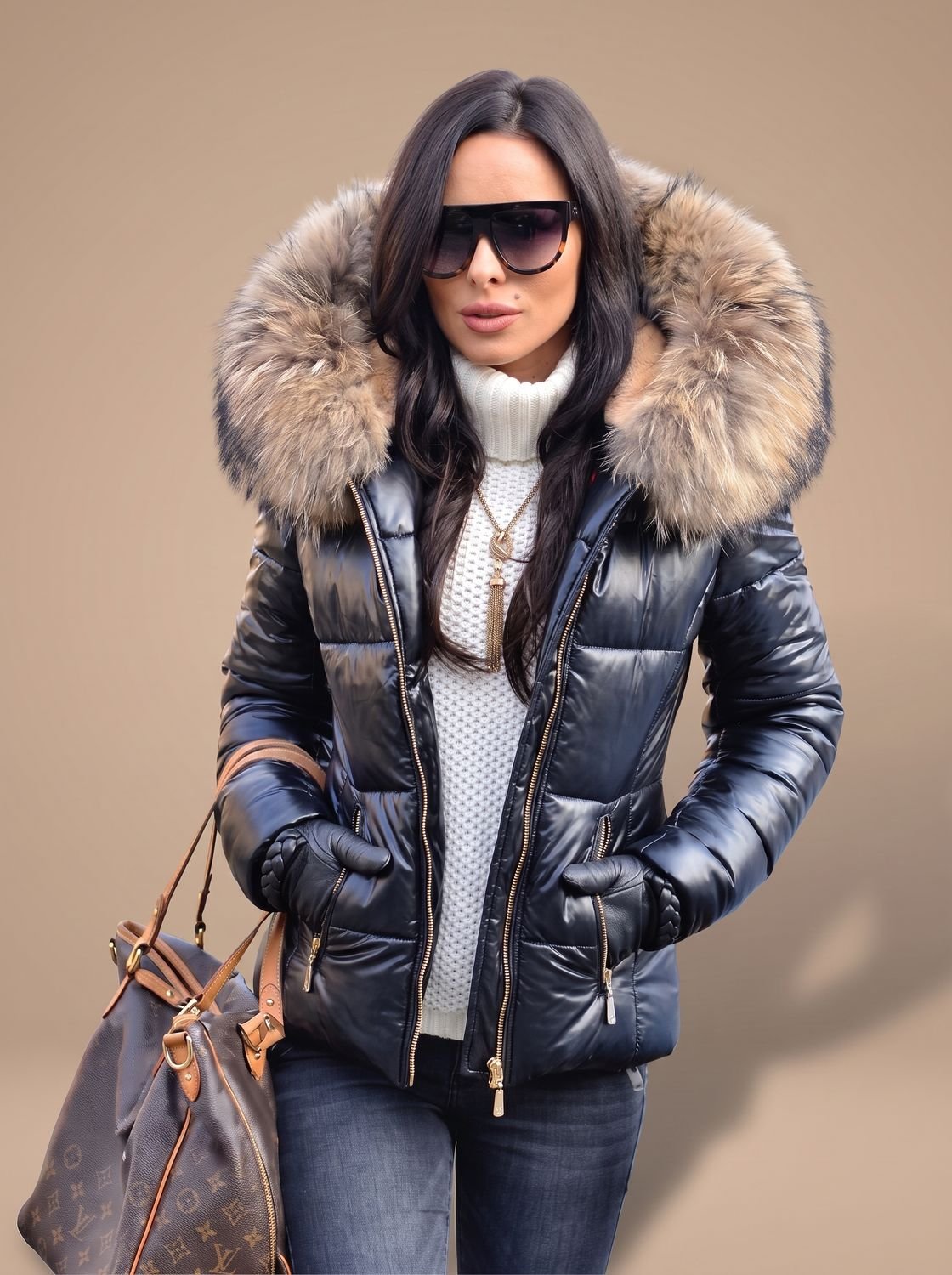Viveka | Fitted Faux Fur Hood Puffer Coat