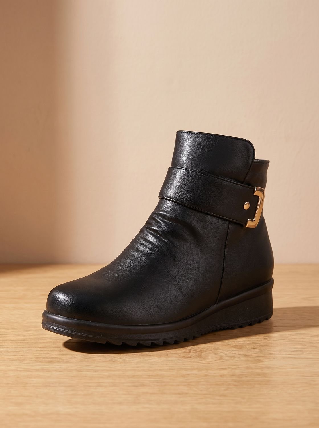 Layla | Women's Fur-Lined Orthopedic Wedge Ankle Boots Black