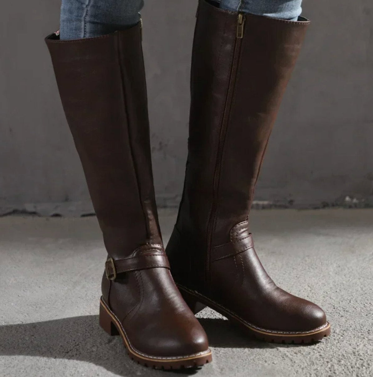 Layla | Women's Knee-High Buckle-Strap Block-Heel Leather Boots