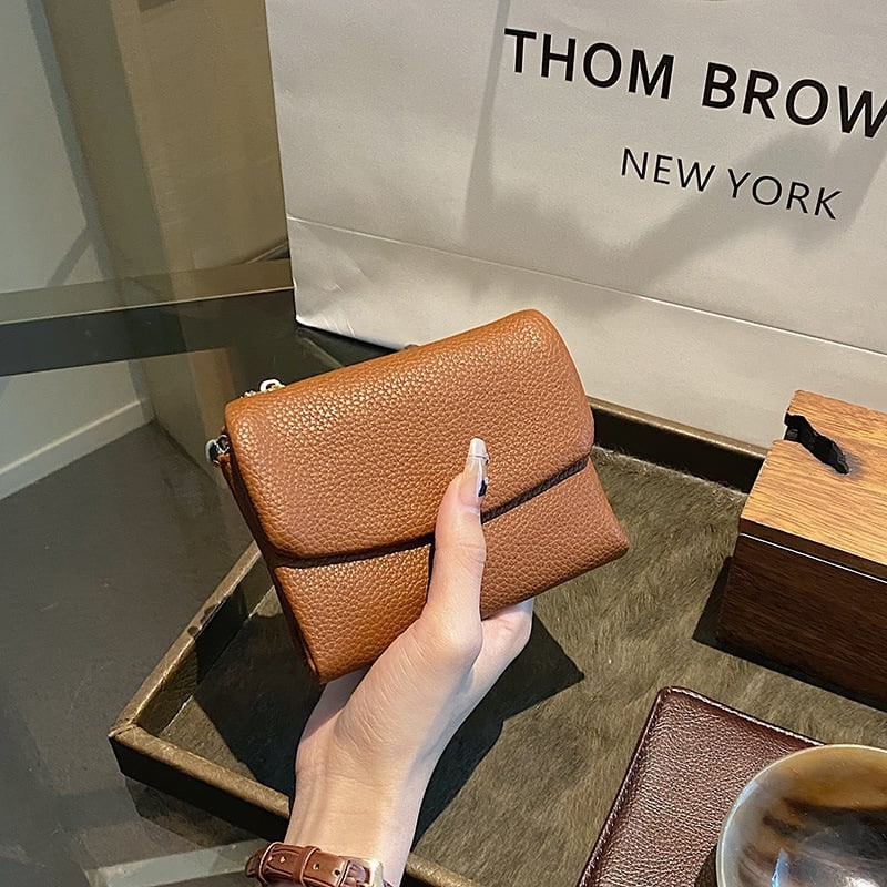 Women's Leather Bifold Wallet with Dual Zipper Pockets and Card Slots