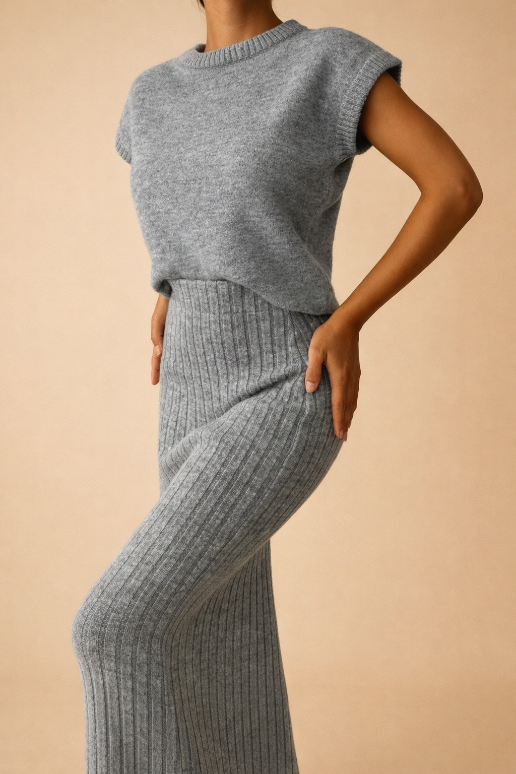 Women's Ribbed Knit Midi Skirt Set – Relaxed Short Sleeve Jumper and High Waisted Pencil Skirt for Smart Casual Wear