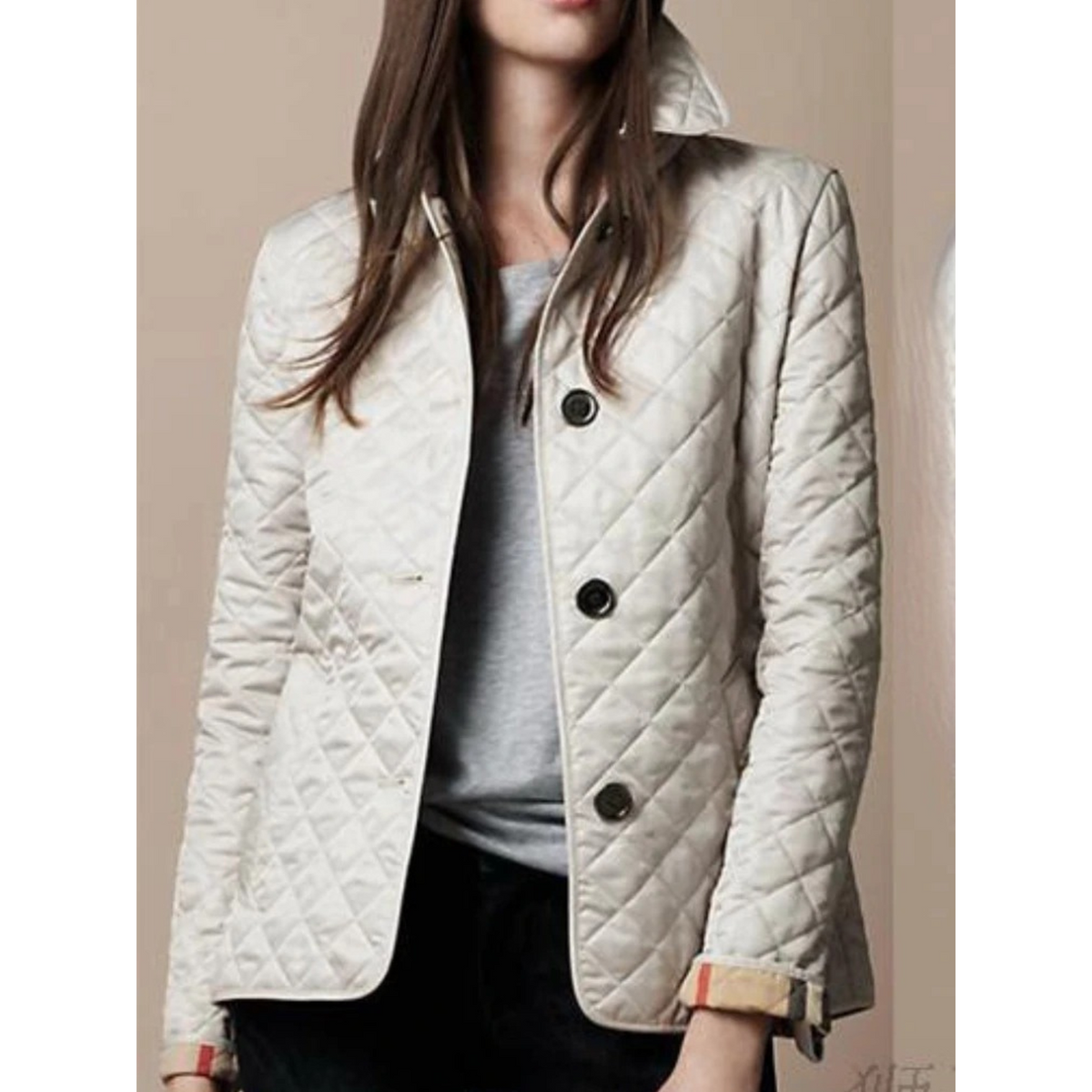 Women's Quilted Jacket with Diamond Pattern Button Front and Turned-Down Collar
