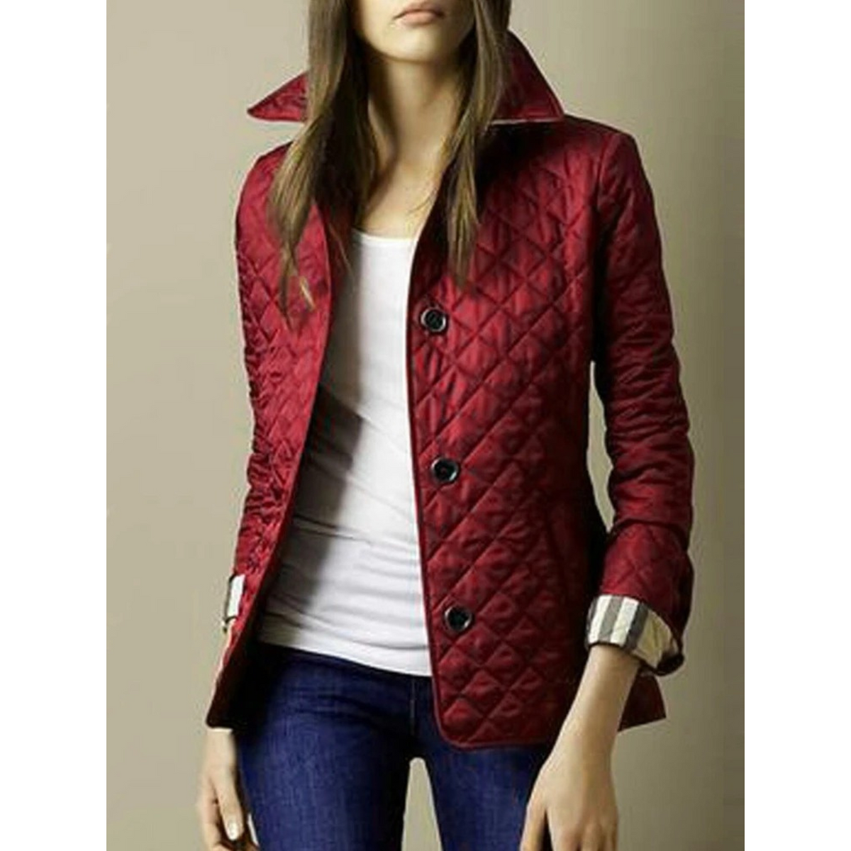 Women's Quilted Jacket with Diamond Pattern Button Front and Turned-Down Collar